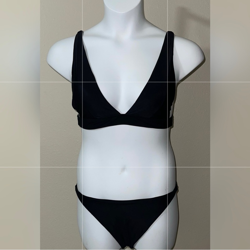 Dnzzs Women’s Black 2 Piece Padded Bikini Swimsuit, Size M